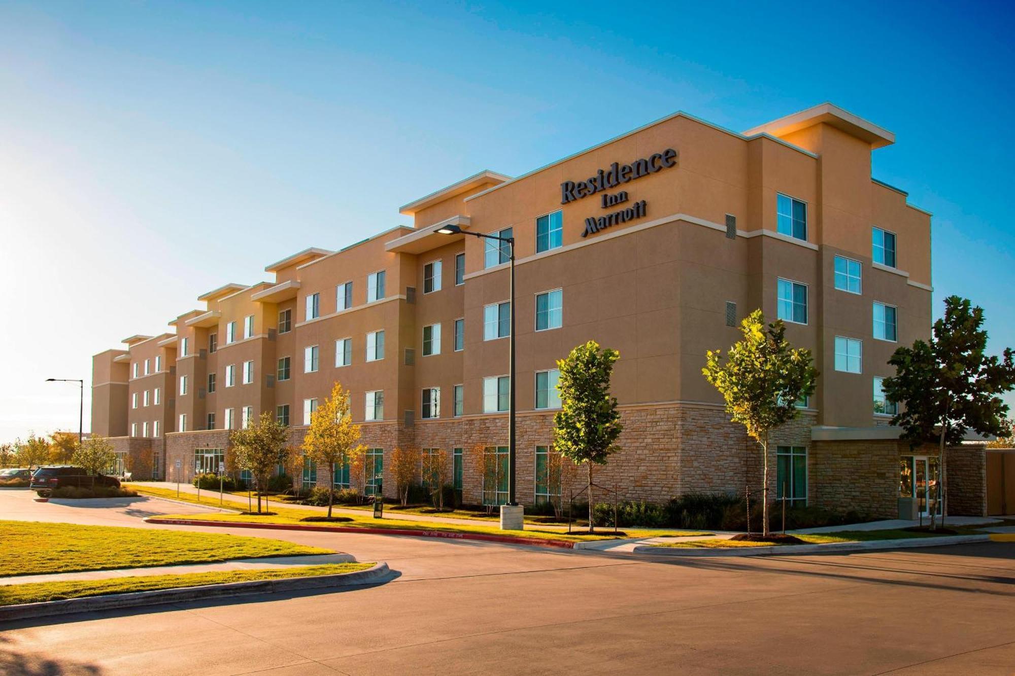 Residence Inn By Marriott Austin - University Area מראה חיצוני תמונה