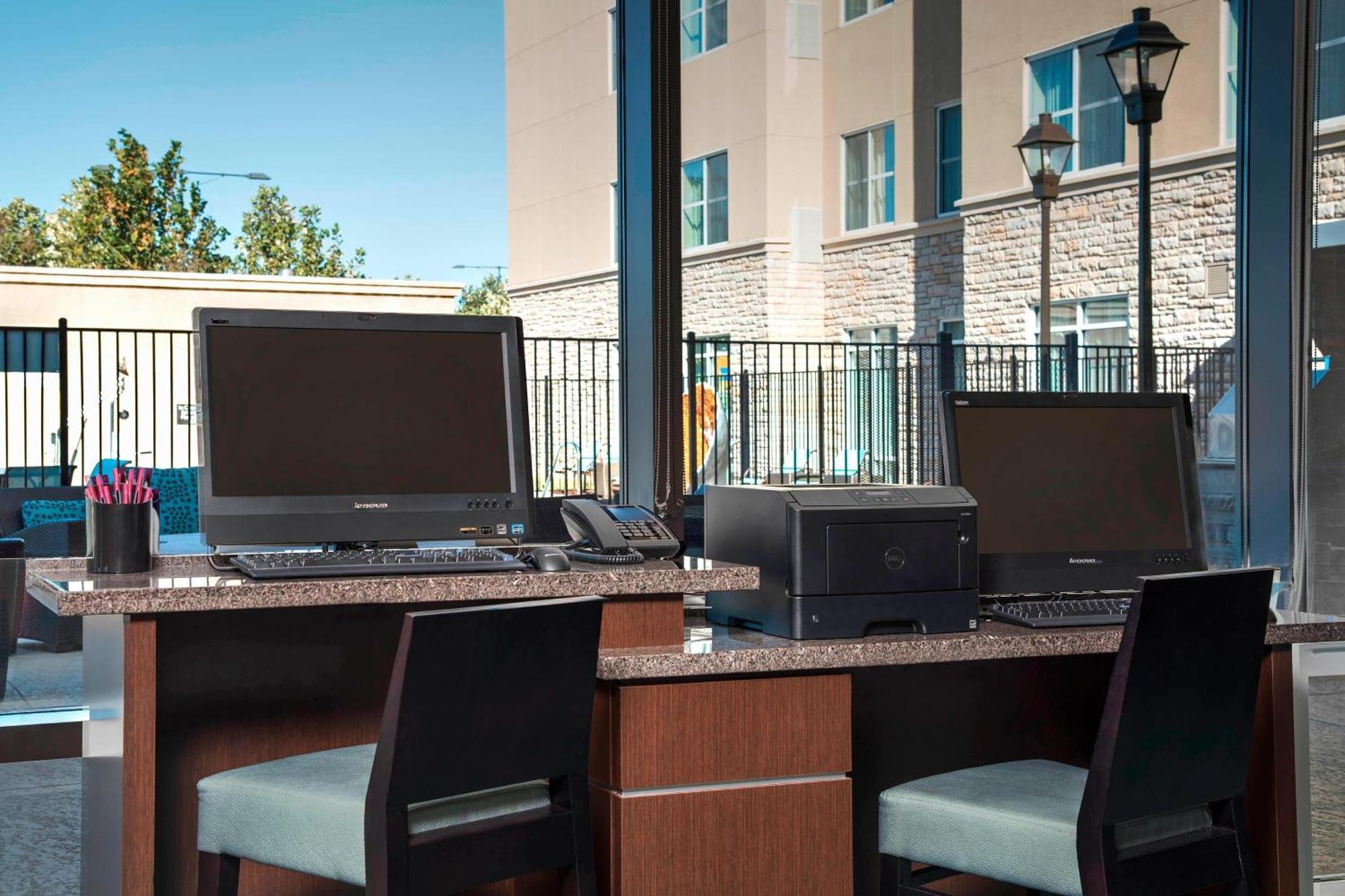 Residence Inn By Marriott Austin - University Area מראה חיצוני תמונה